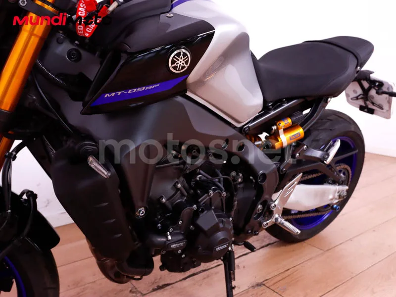 Yamaha MT-09 - Vista 10