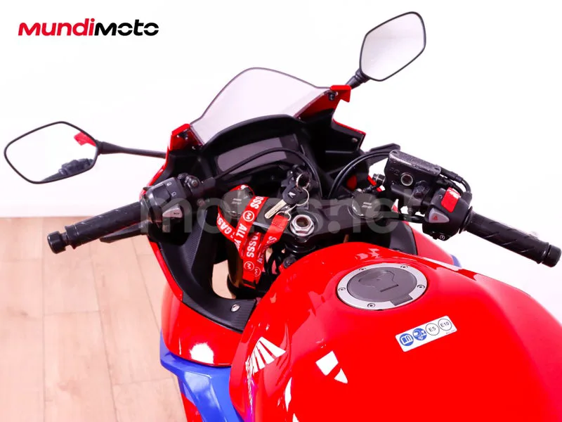 Honda CBR500R - Vista 11