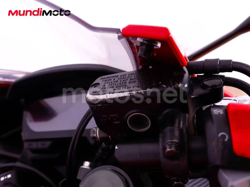 Honda CBR500R - Vista 20