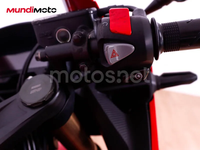 Honda CBR500R - Vista 22