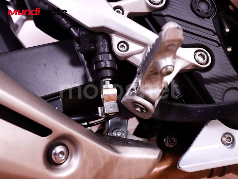 Honda CBR500R - Vista 50