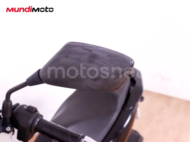 Honda PCX125 - Vista 21