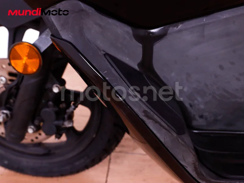 Honda PCX125 - Vista 32