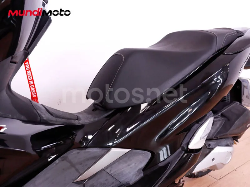 Honda PCX125 - Vista 10