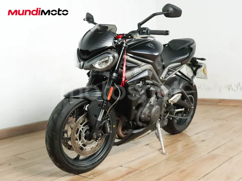 Triumph Street Triple - Vista 7