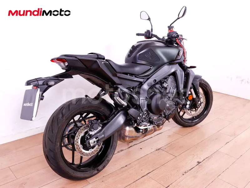 Yamaha MT-09 - Vista 3