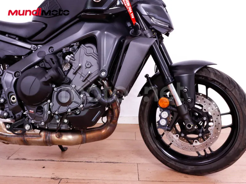 Yamaha MT-09 - Vista 23