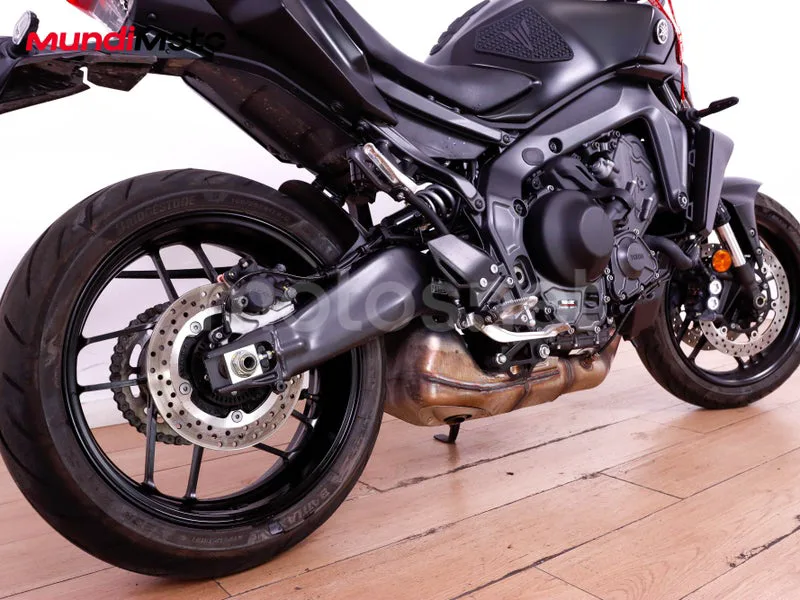 Yamaha MT-09 - Vista 4