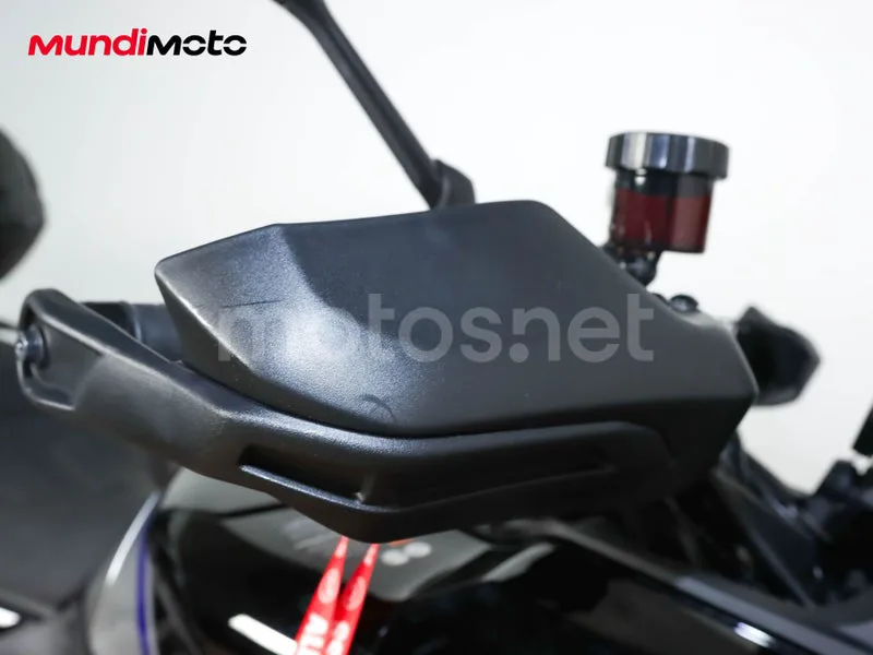 Yamaha Tracer 9 - Vista 13
