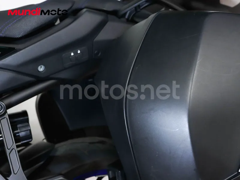 Yamaha Tracer 9 - Vista 15