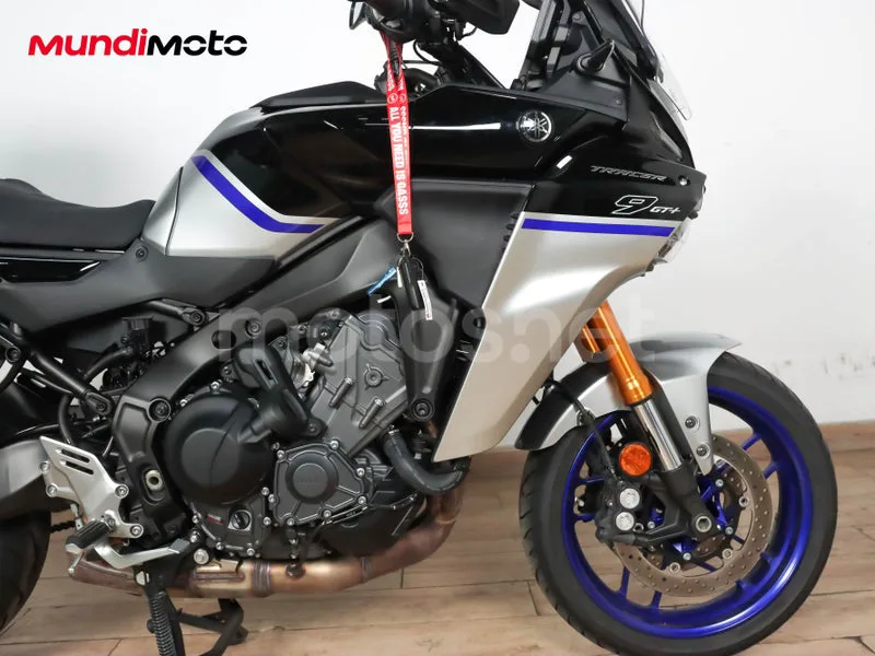 Yamaha Tracer 9 - Vista 16