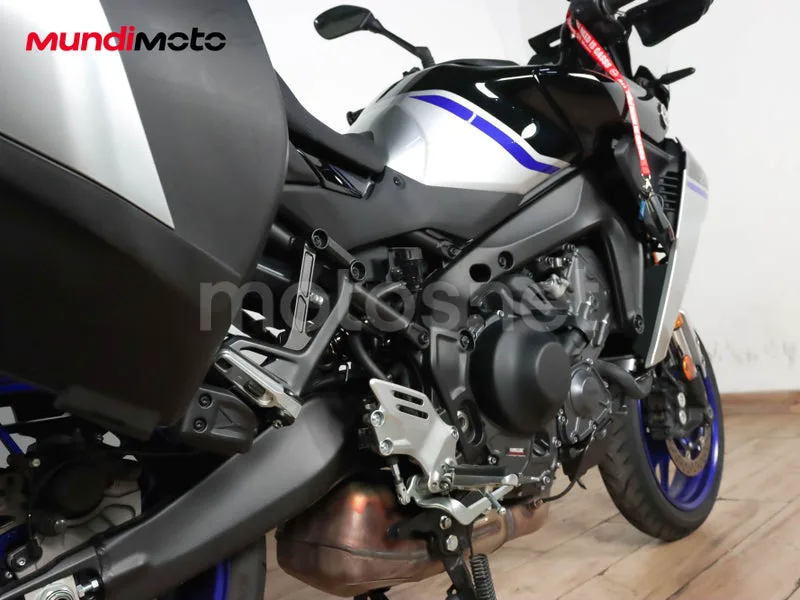 Yamaha Tracer 9 - Vista 4