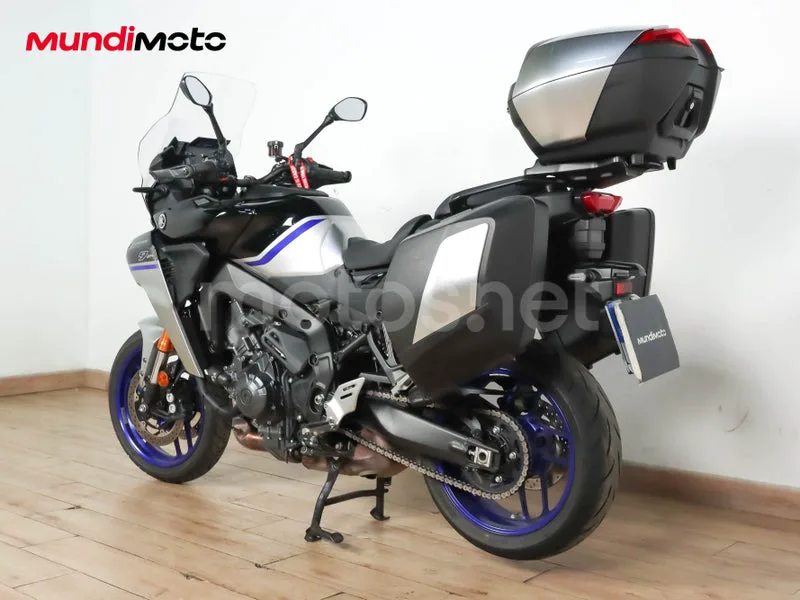 Yamaha Tracer 9 - Vista 8