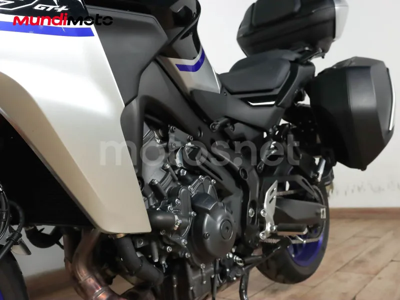 Yamaha Tracer 9 - Vista 10