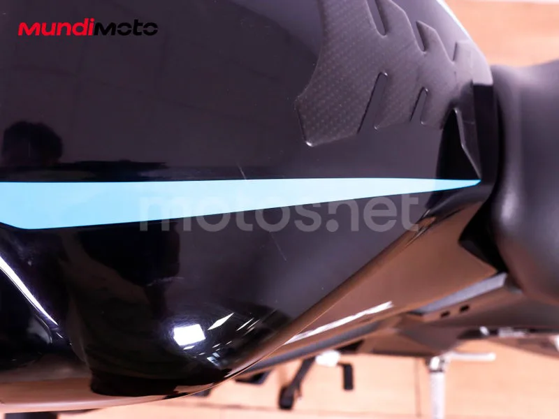Honda CBR650R - Vista 22