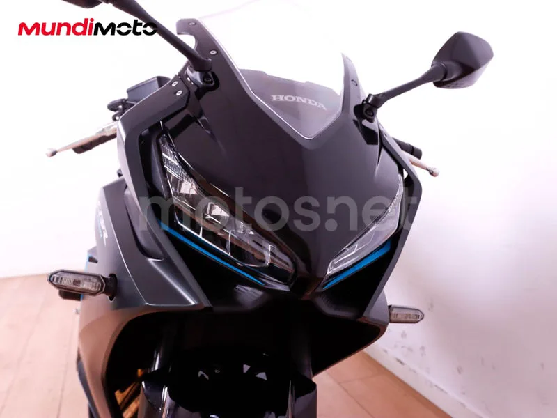 Honda CBR650R - Vista 5