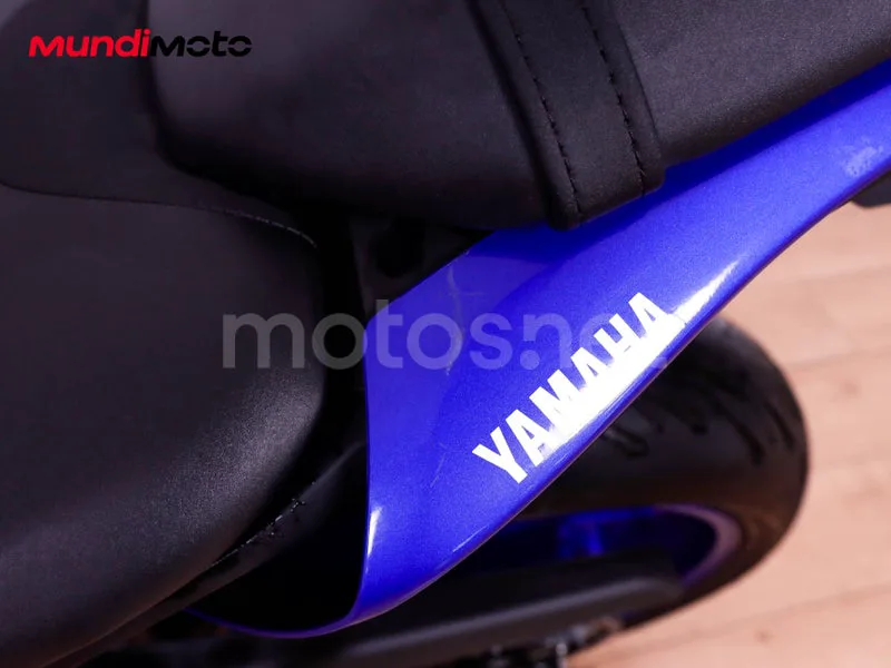 Yamaha MT-07 - Vista 20