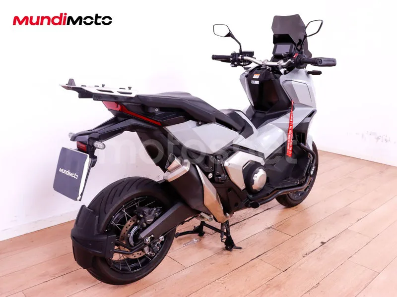 Honda X-ADV - Vista 3