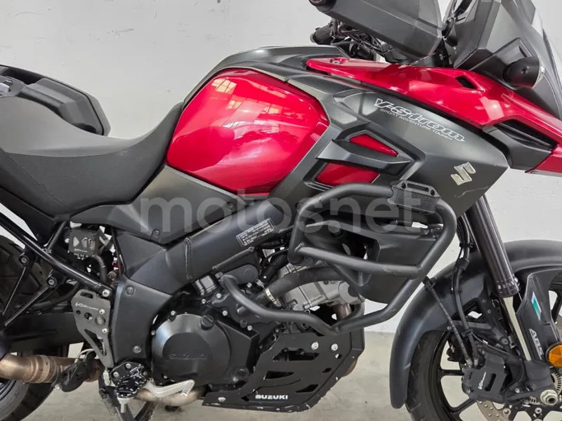 Suzuki V-Strom 1000 - Vista 13