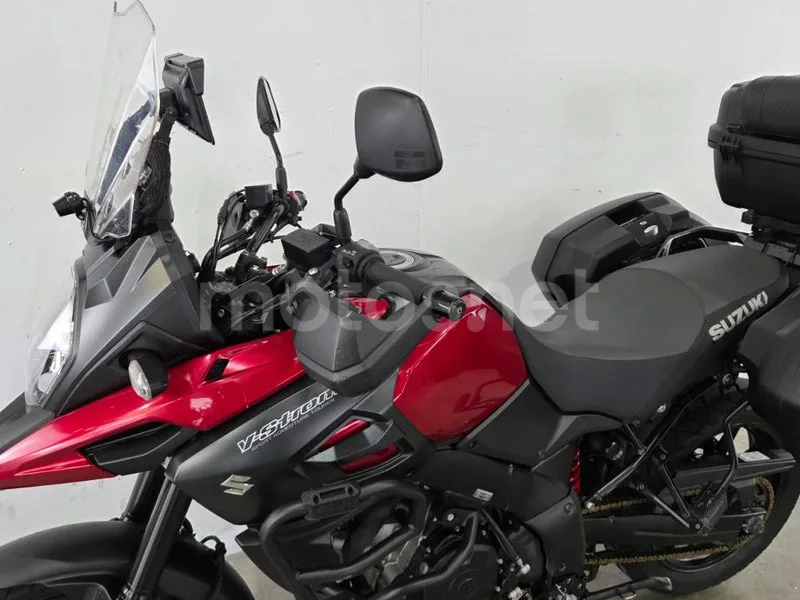 Suzuki V-Strom 1000 - Vista 21