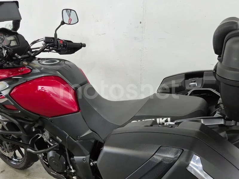 Suzuki V-Strom 1000 - Vista 22