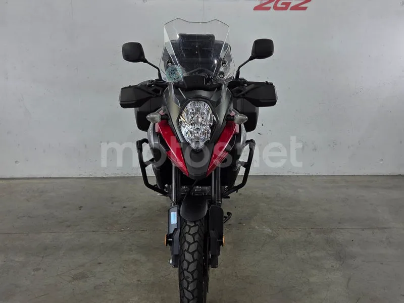 Suzuki V-Strom 1000 - Vista 4
