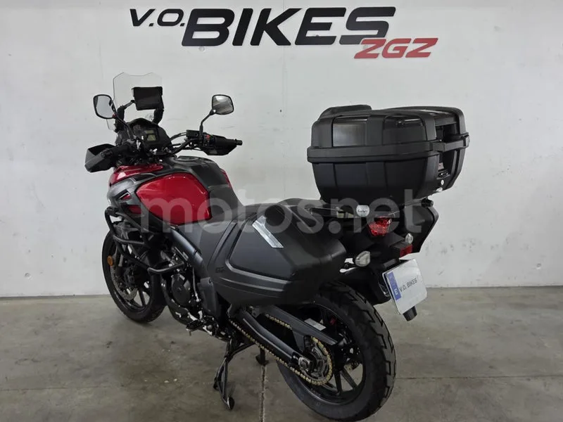 Suzuki V-Strom 1000 - Vista 6
