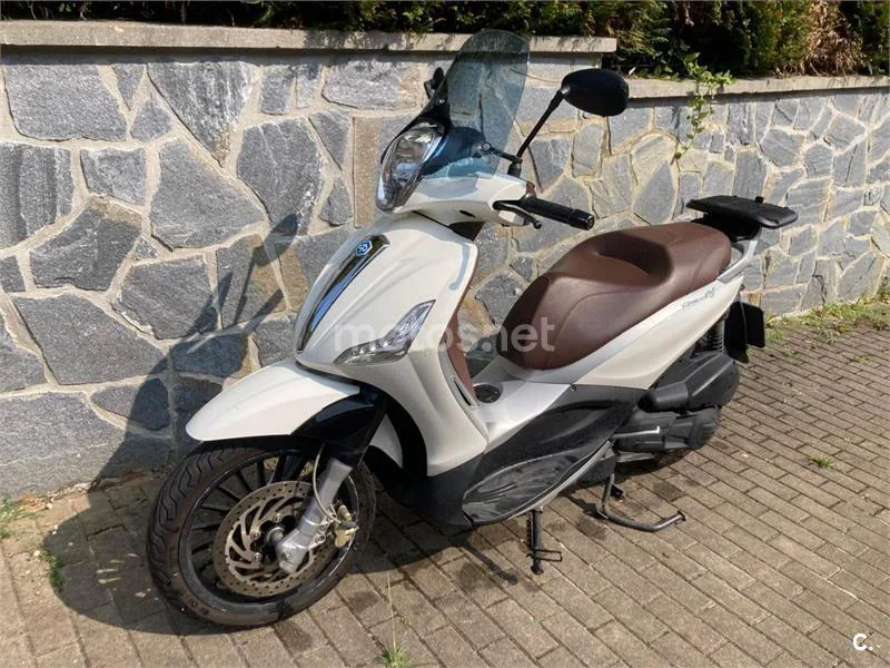 Piaggio Beverly 300 - Vista 8