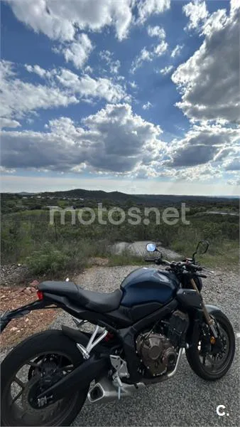 Honda CB650R - Vista 5