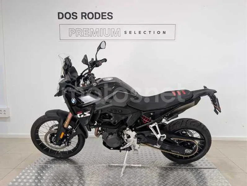 BMW F 900 GS 12.490 € 2024 Valencia - 1