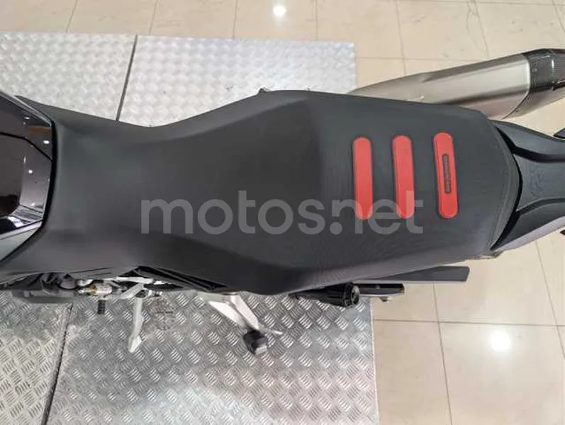 BMW F 900 GS - Vista 18