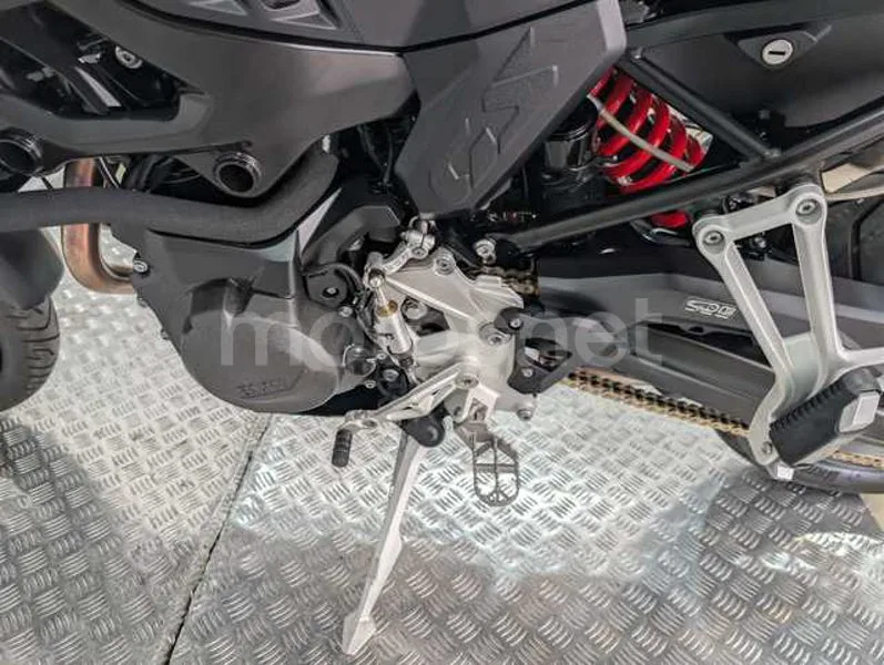 BMW F 900 GS - Vista 21
