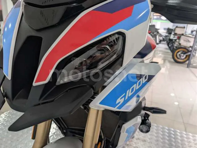 BMW S 1000 XR - Vista 16