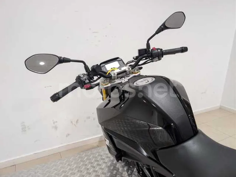 BMW G 310 R - Vista 12