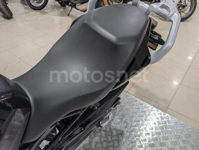 BMW G 310 R - Vista 19