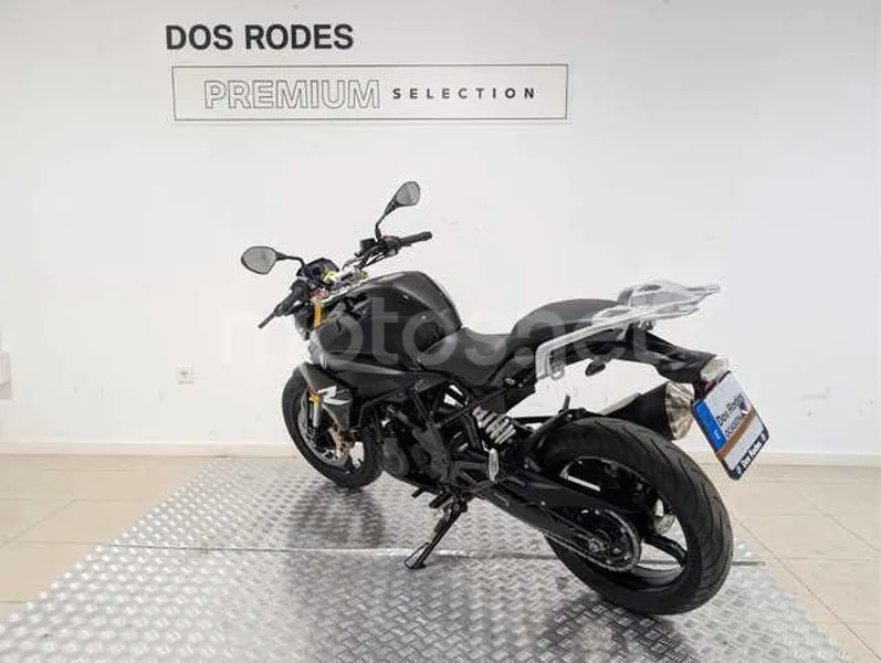 BMW G 310 R - Vista 9