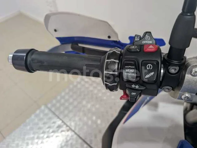 BMW F 750 GS - Vista 10
