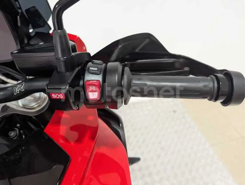 BMW S 1000 XR - Vista 11