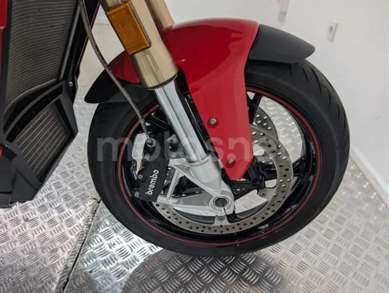 BMW S 1000 XR - Vista 23