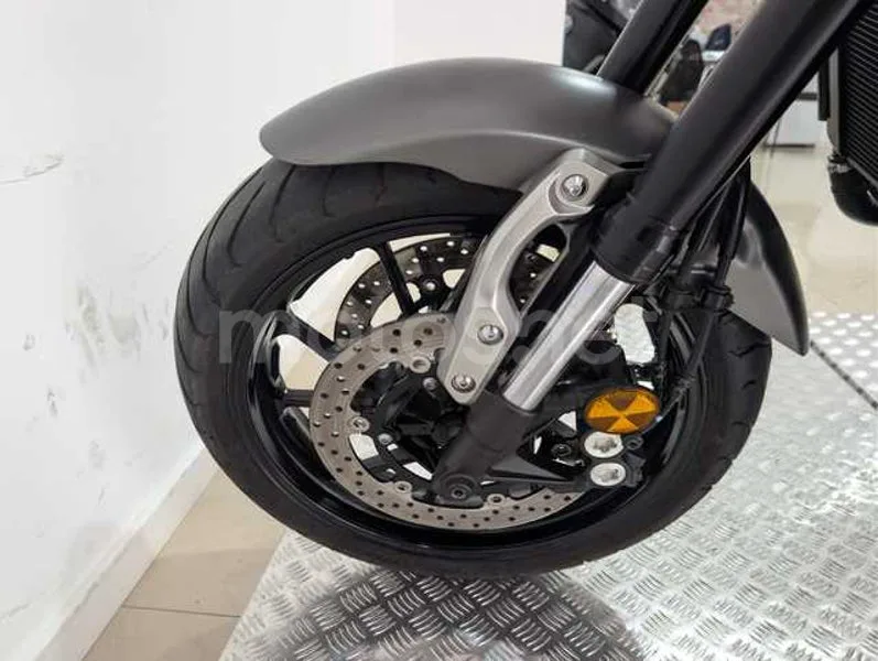 Yamaha XSR700 - Vista 22