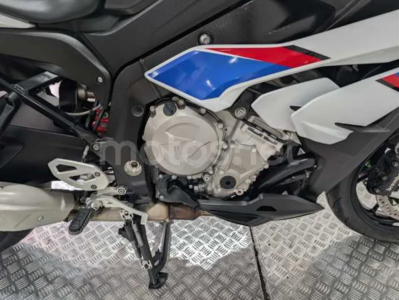 BMW S 1000 XR - Vista 21
