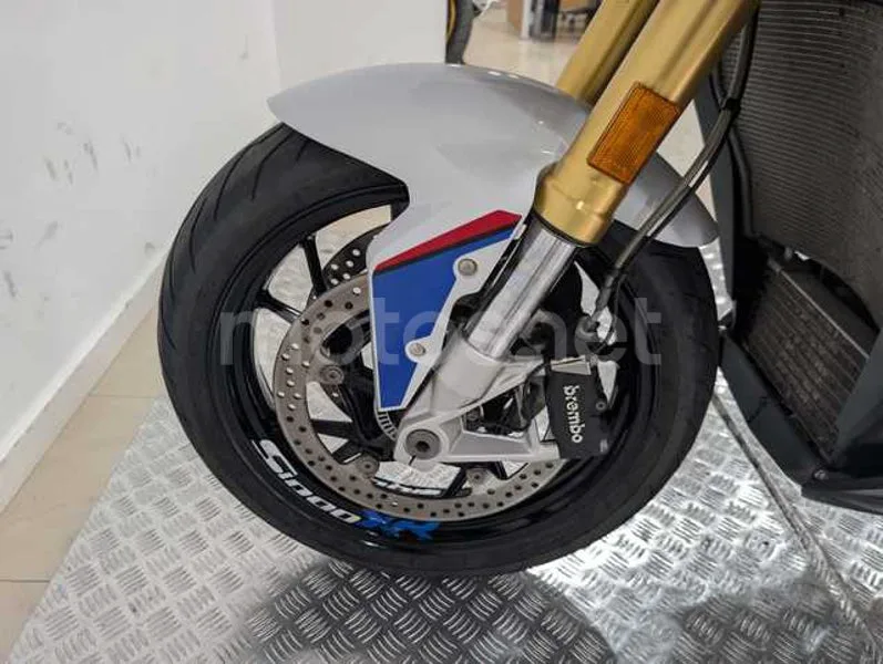 BMW S 1000 XR - Vista 22