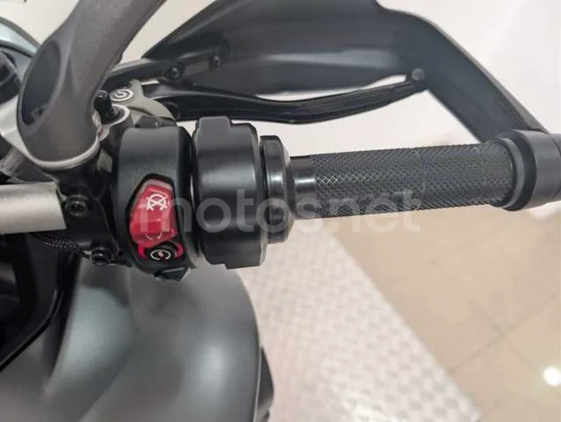 Ducati Multistrada V4 - Vista 11