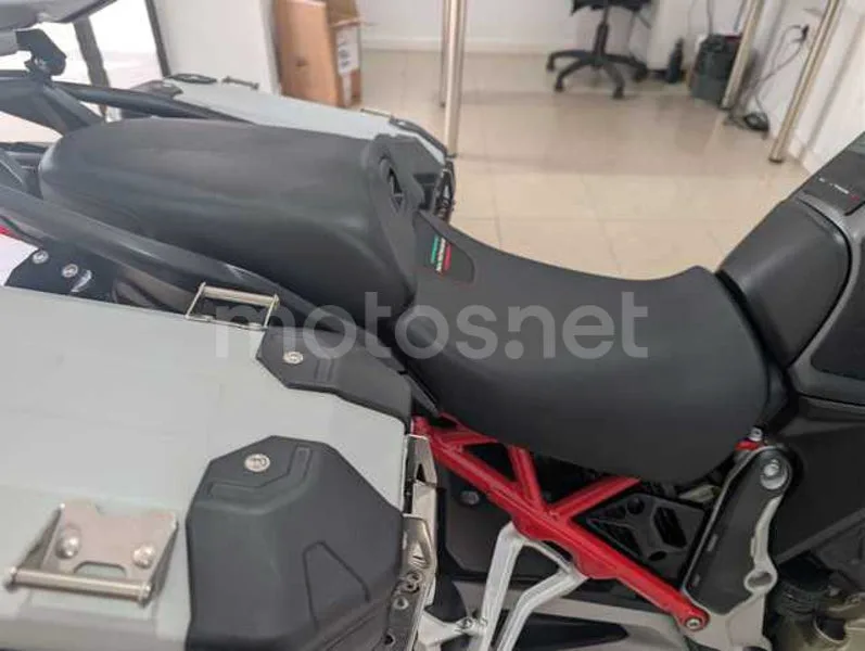 Ducati Multistrada V4 - Vista 15