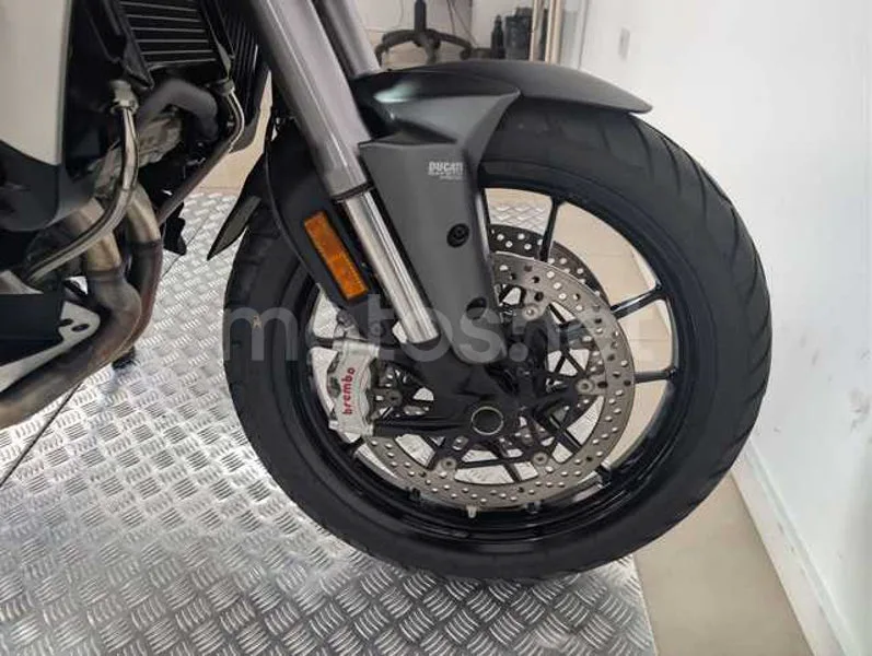 Ducati Multistrada V4 - Vista 21