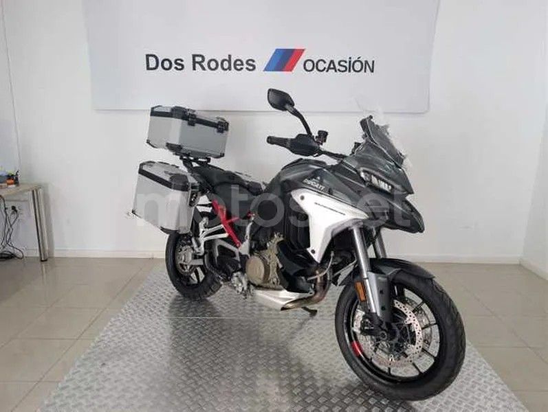 Ducati Multistrada V4 - Vista 4