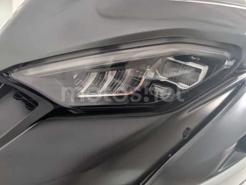 Ducati Multistrada V4 - Vista 9