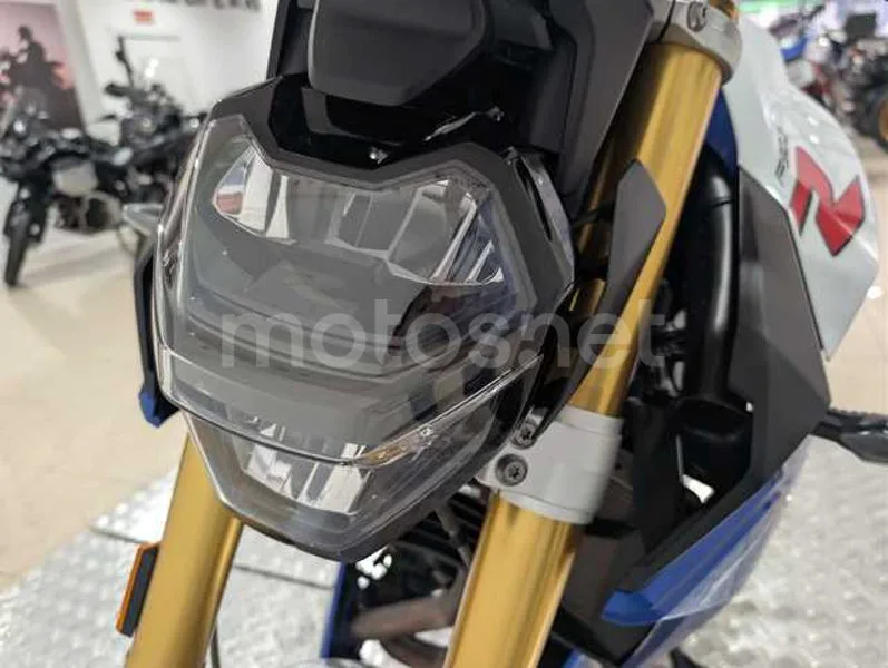 BMW F 900 R - Vista 16