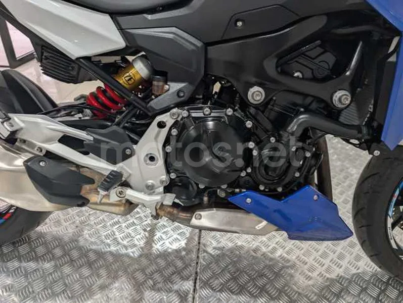BMW F 900 R - Vista 20
