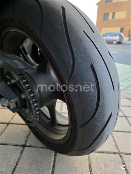 Yamaha FZ6 S2 - Vista 9